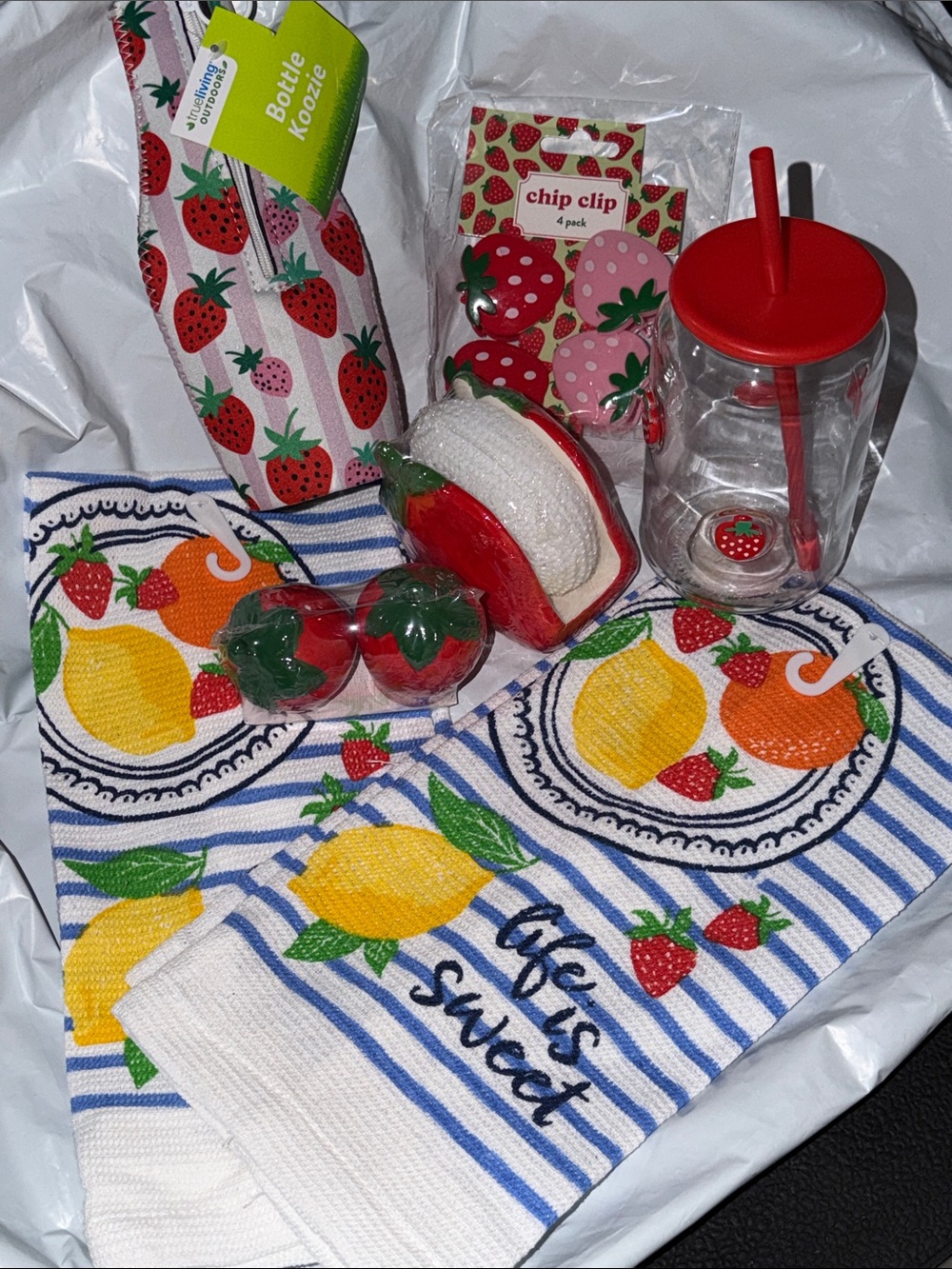 Strawberry 11 Piece Bundle